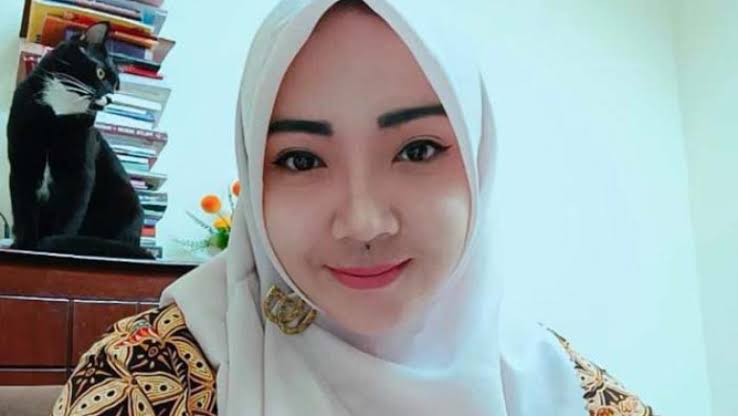 Dr. Ratih Mega Puspasari, S.H., M.Kn.