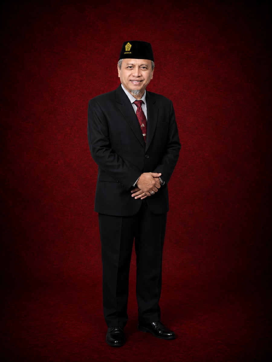 Prof. Dr. H. Jawade Hafidz, S.H., M.H. — Dekan Fakultas Hukum
